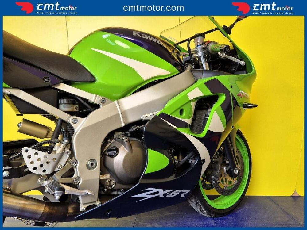 Kawasaki Ninja 600 ZX-6R (1998 - 99) (8)