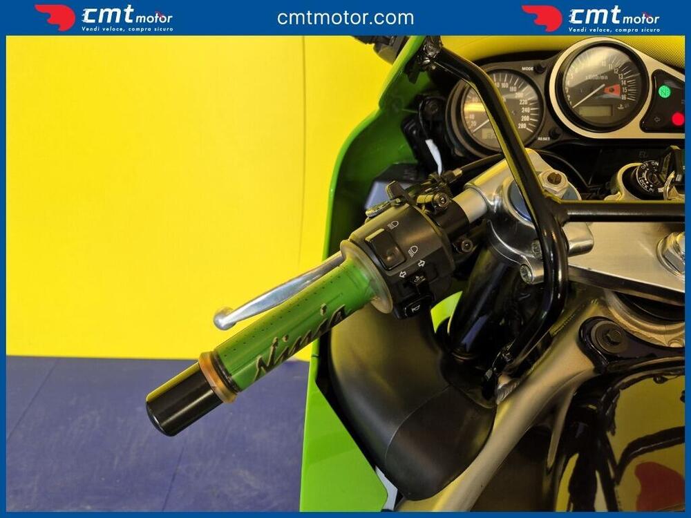 Kawasaki Ninja 600 ZX-6R (1998 - 99) (11)