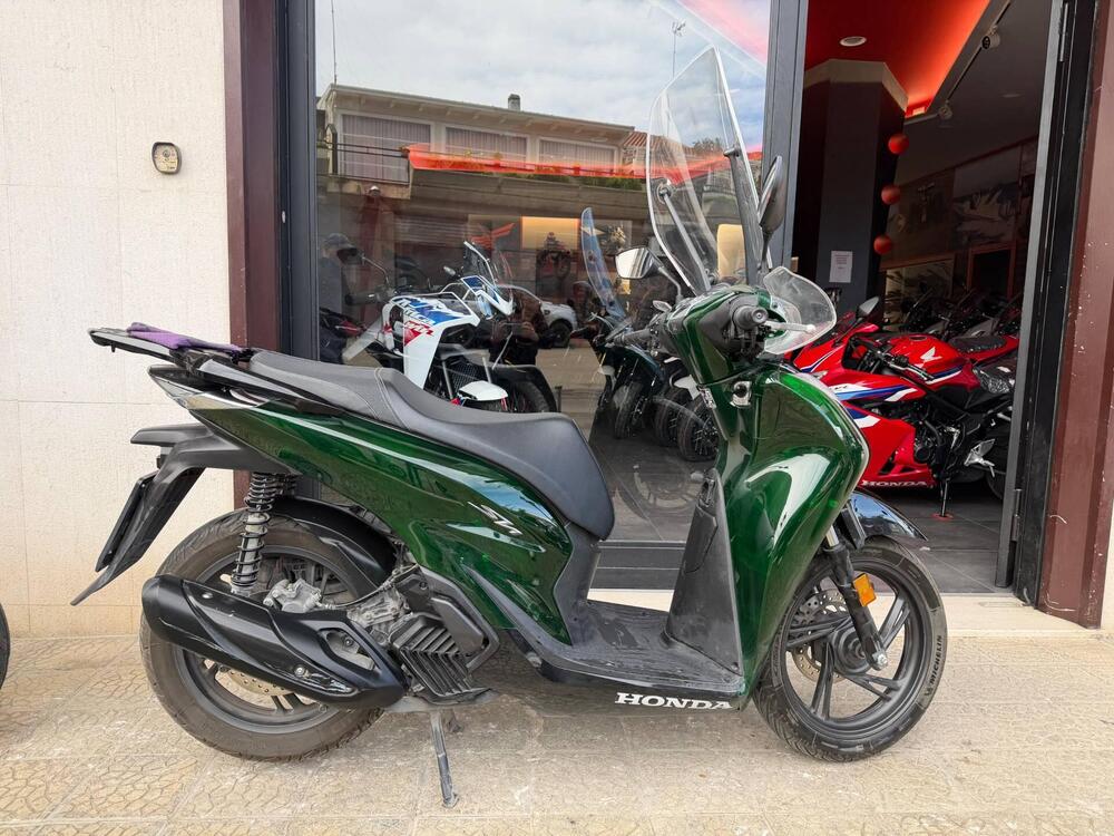 Honda SH 125i Vetro (2024 - 25)