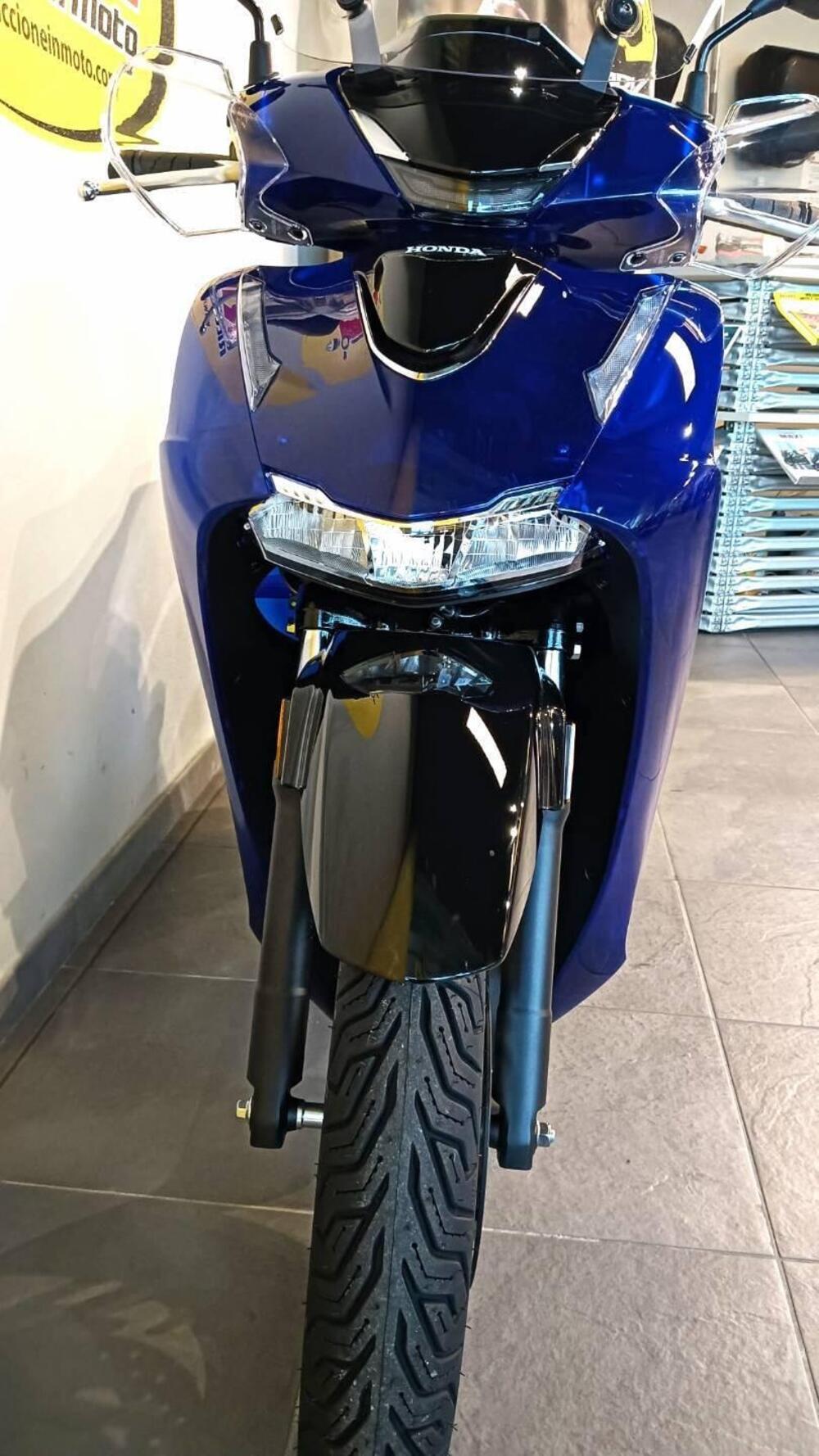 Honda SH 125 Vetro (2026) (7)