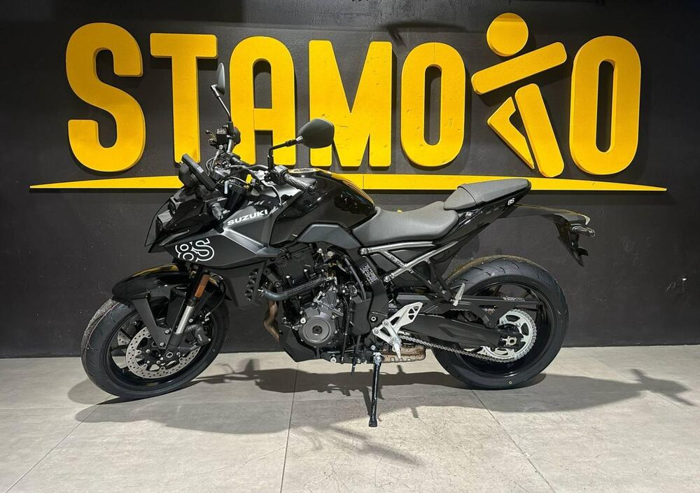 Suzuki GSX-8S (2025 - 26) (4)