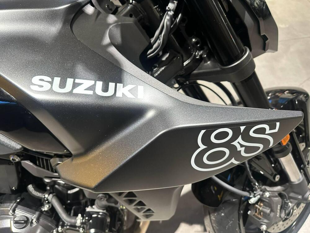 Suzuki GSX-8S (2025 - 26) (5)