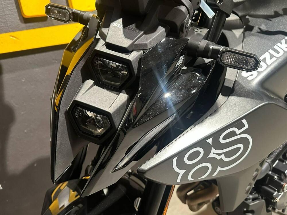 Suzuki GSX-8S (2025 - 26) (8)