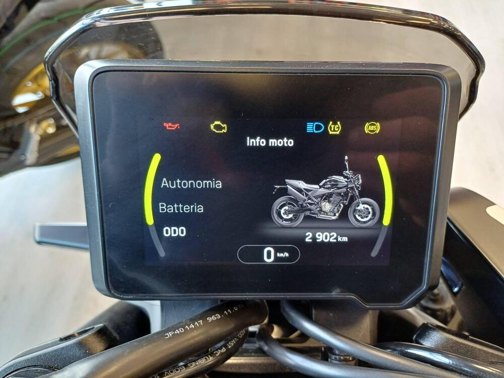 Husqvarna Svartpilen 801 (2024 - 26) (4)