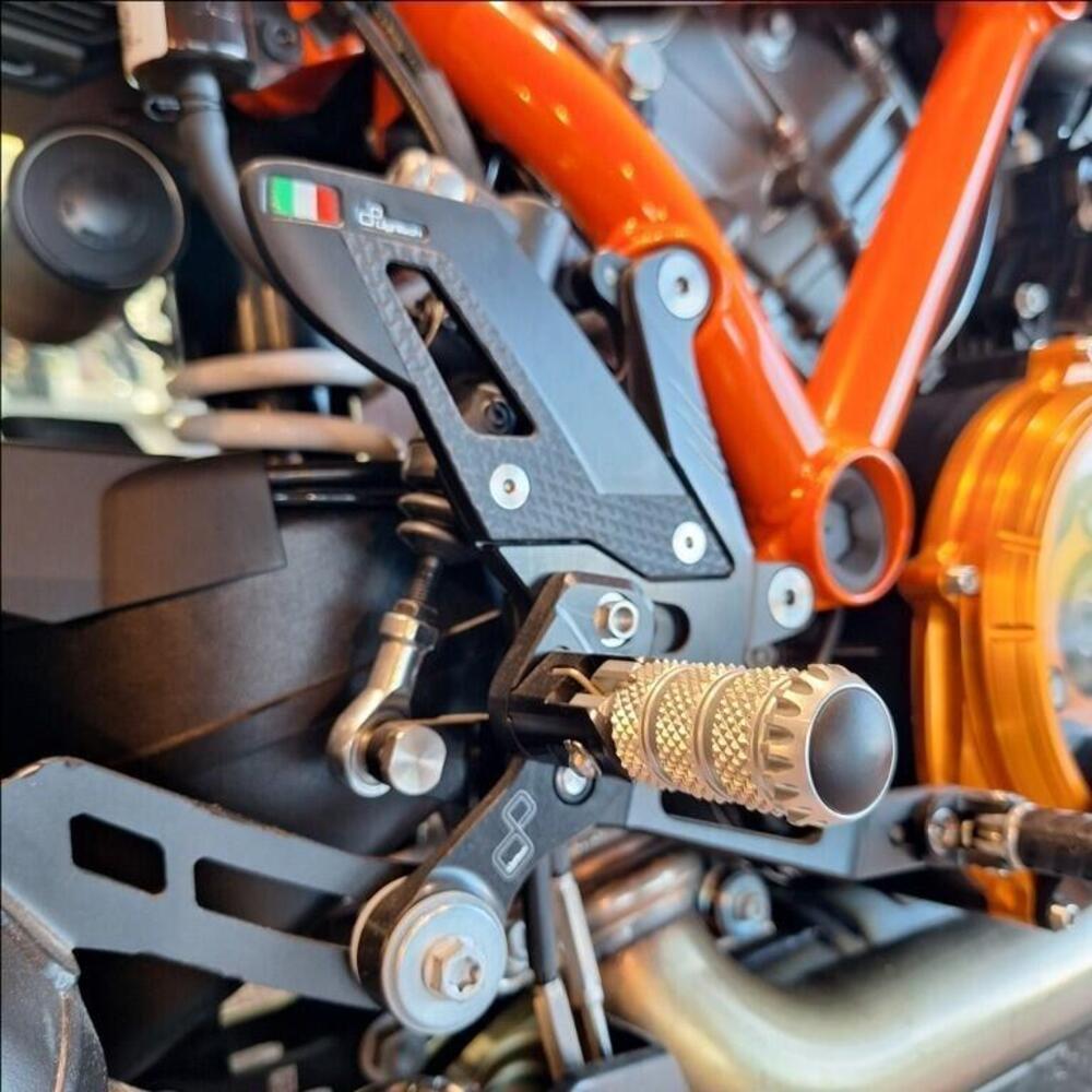 KTM 1390 Super Duke R EVO (2024 - 26) (7)