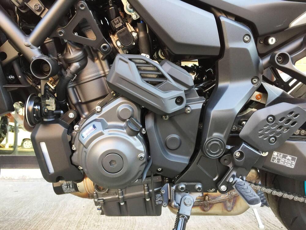 Yamaha MT-07 Y-AMT (2025 - 26) (18)