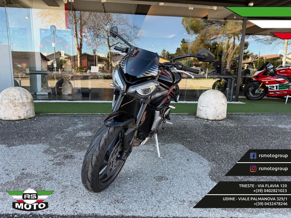 Triumph Street Triple R (2020 - 22) (2)