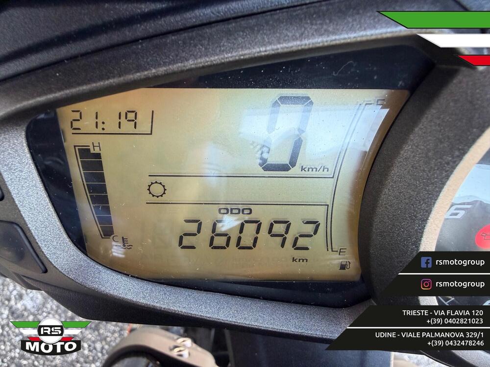 Triumph Street Triple R (2020 - 22) (4)