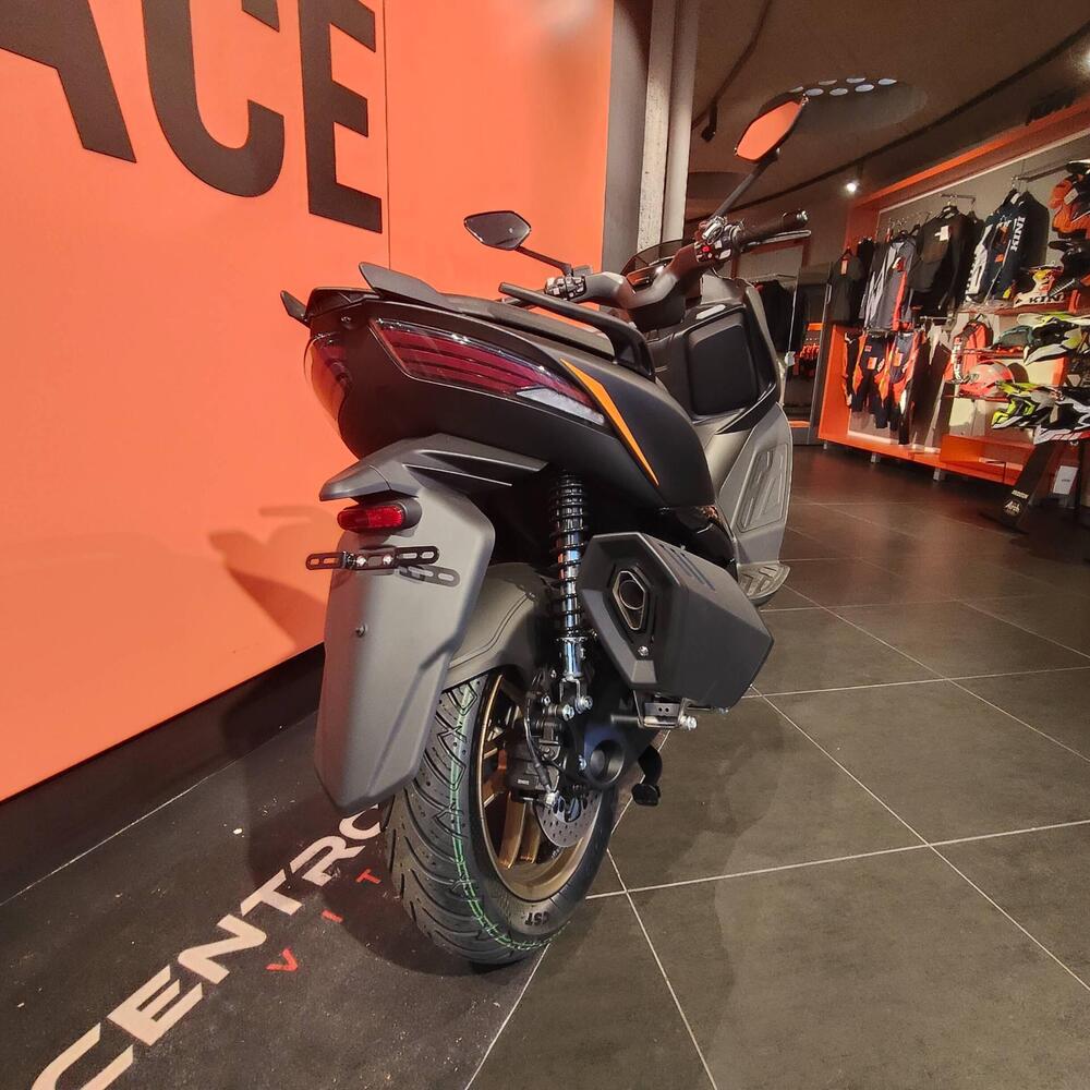 Zontes ZT368-E (2025 - 26) (4)