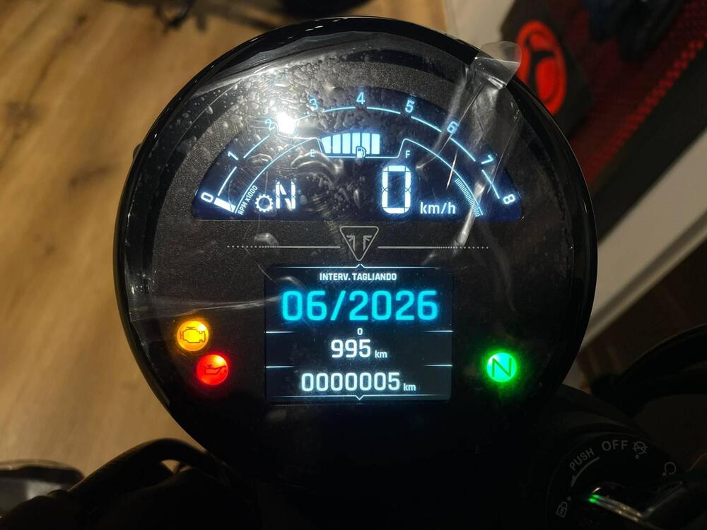 Triumph Speed Twin 900 (2025 - 26) (6)