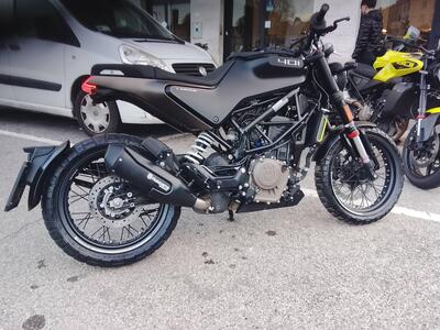 Husqvarna Svartpilen 401 (2021 - 23) usata