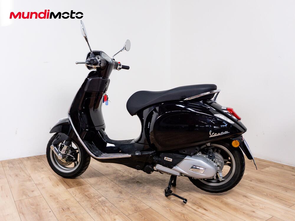 Vespa Primavera 125 Batik (2024 - 26) (7)