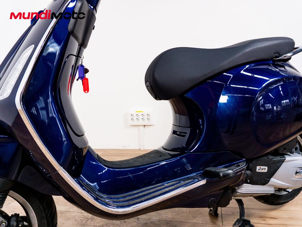 Vespa Primavera 125 Batik (2024 - 26) (8)
