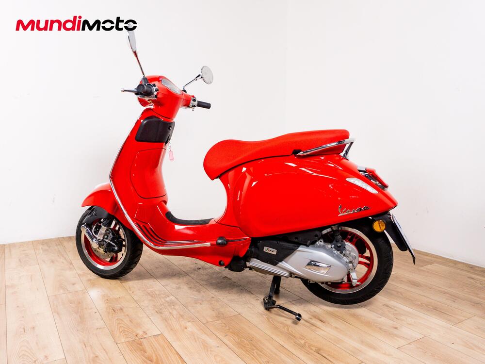 Vespa Primavera 125 RED (2025 - 26) (7)