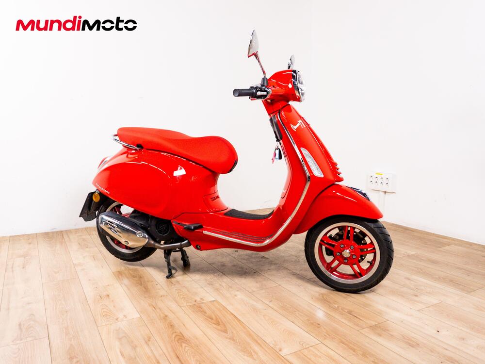 Vespa Primavera 125 RED (2025 - 26)