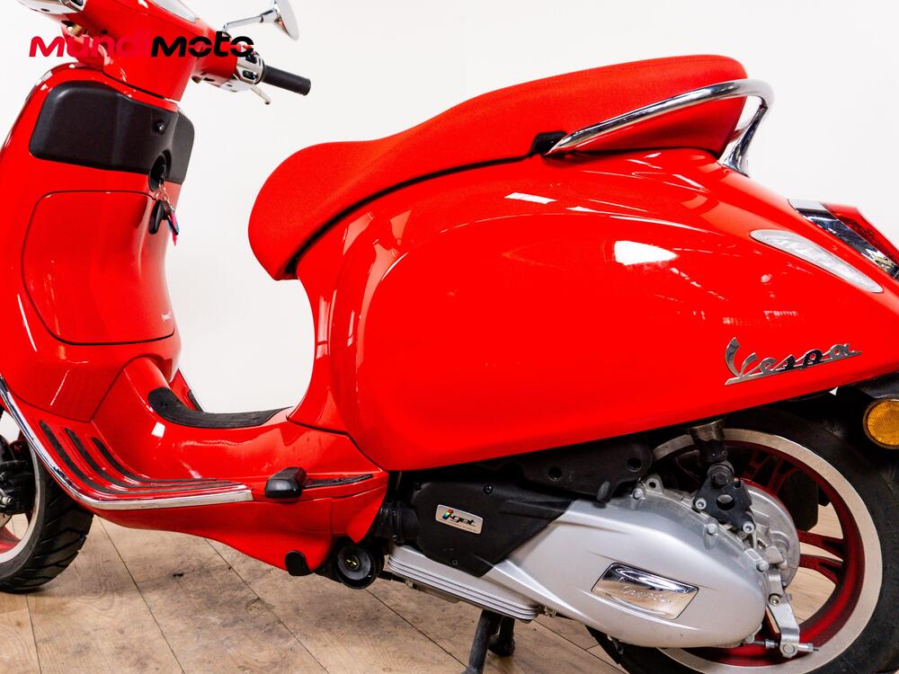 Vespa Primavera 125 RED (2025 - 26) (8)