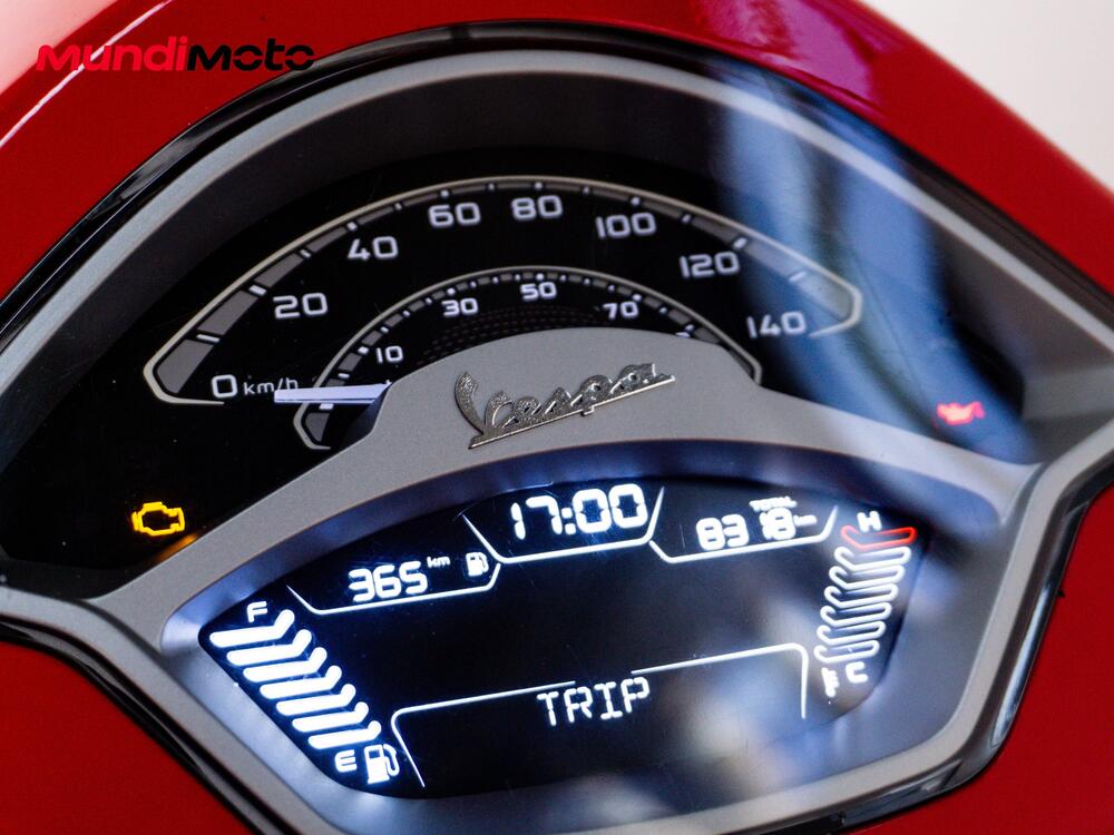 Vespa Primavera 125 RED (2025 - 26) (10)