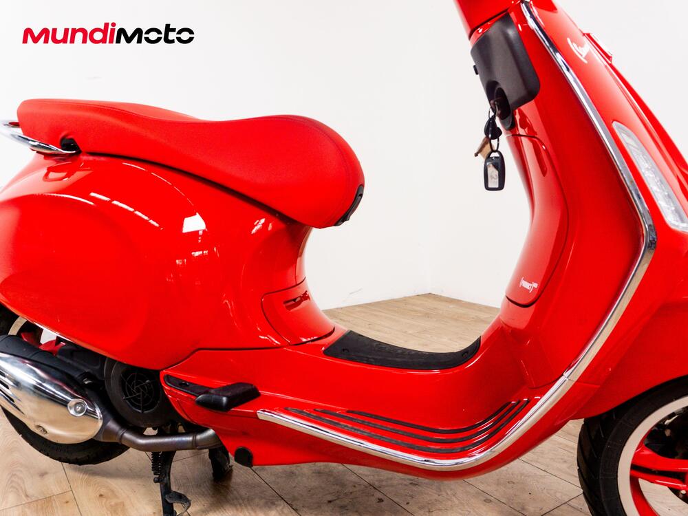 Vespa Primavera 125 RED (2025 - 26) (5)