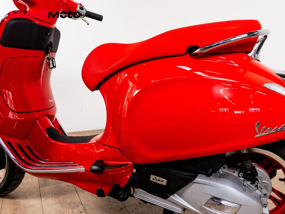 Vespa Primavera 125 RED (2025 - 26) (10)