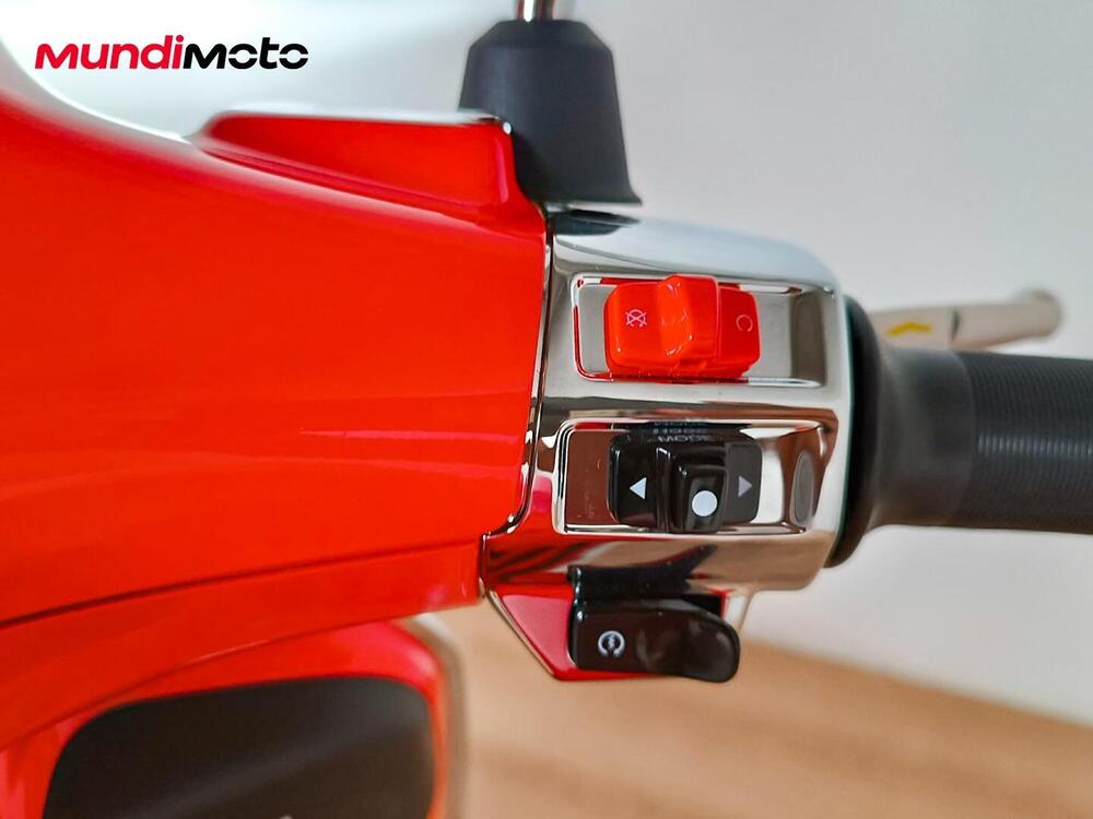 Vespa Primavera 125 RED (2025 - 26) (13)