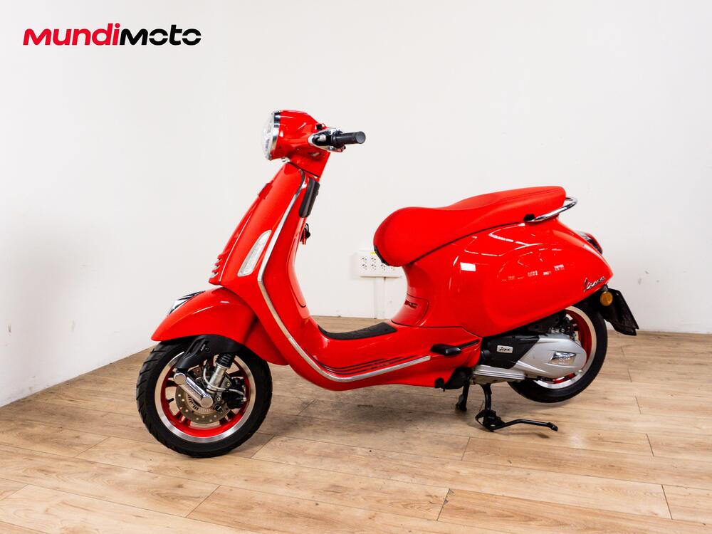 Vespa Primavera 125 RED (2025 - 26) (8)