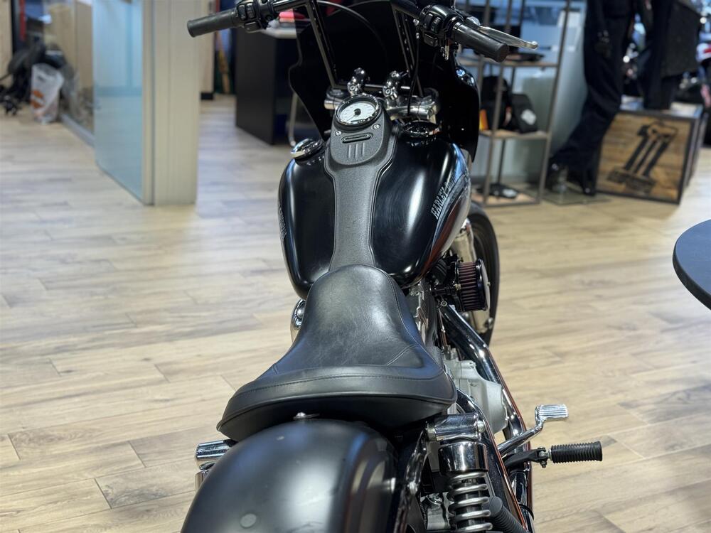 Harley-Davidson 1584 Street Bob (2008 - 15) - FXDB (2)