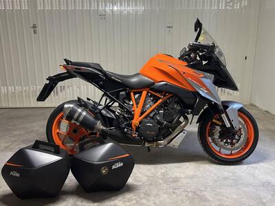 KTM 1290 Super Duke GT ABS (2016 - 18) usata
