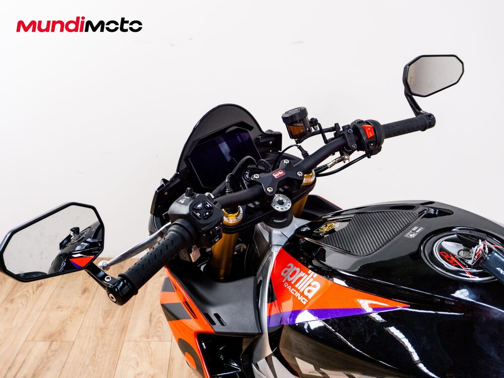 Aprilia Tuono V4 Factory (2025 - 26) (11)