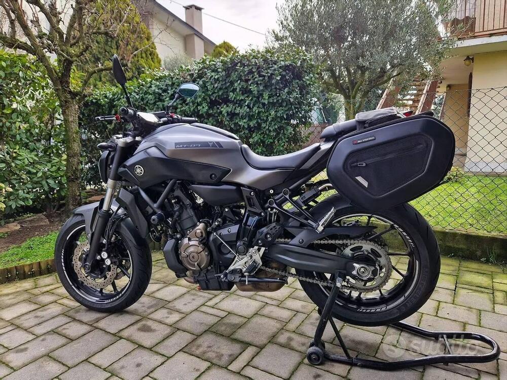 Yamaha MT-07 ABS (2014 - 16) (4)