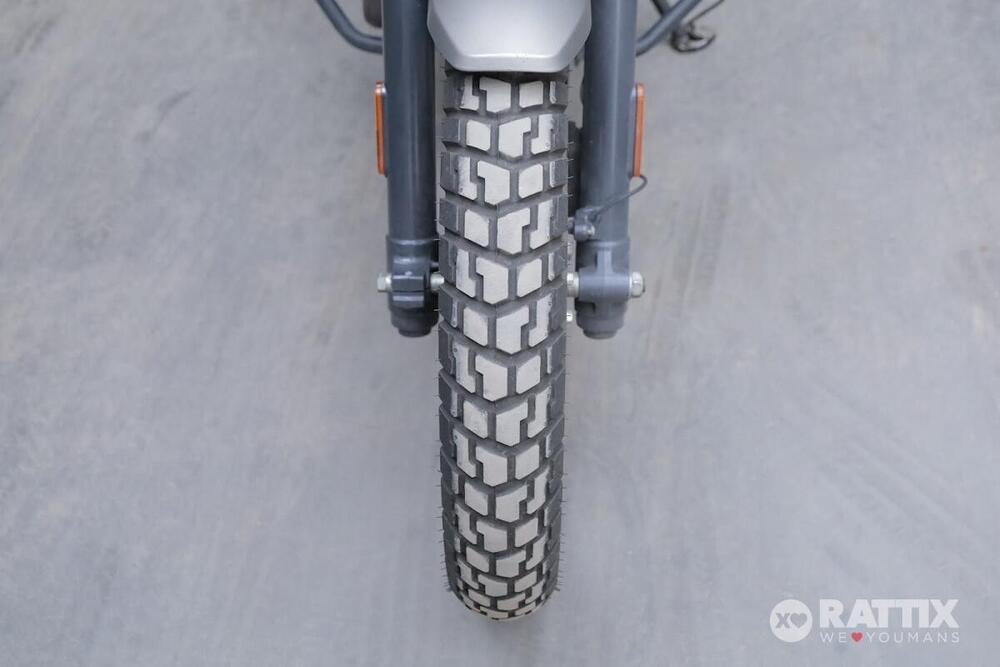 Royal Enfield Himalayan 411 (2021 - 24) (11)