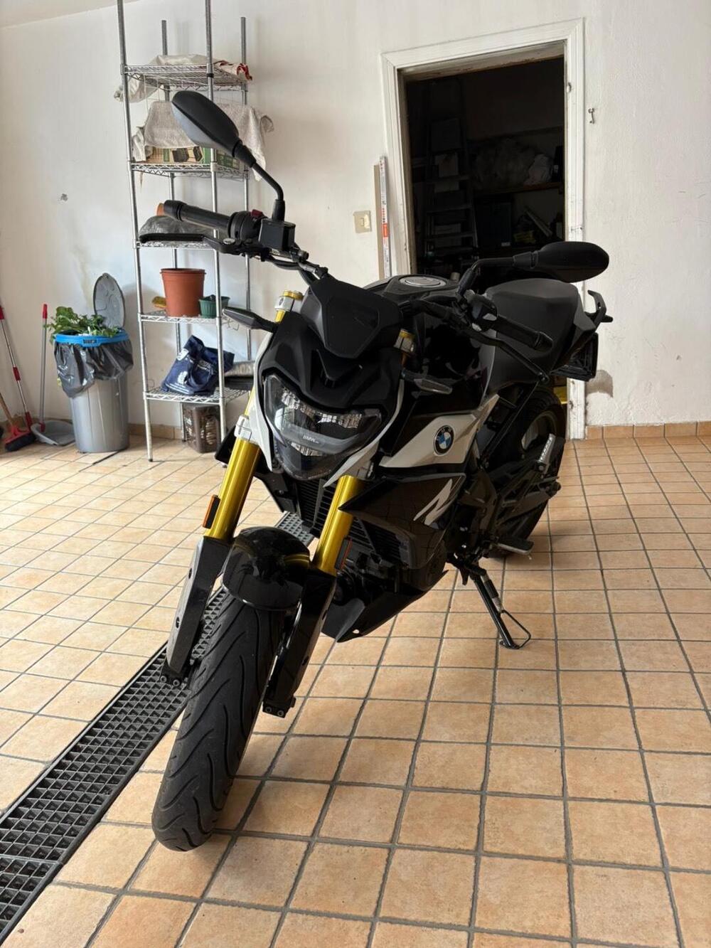 Bmw G 310 R (2021 - 25) (3)