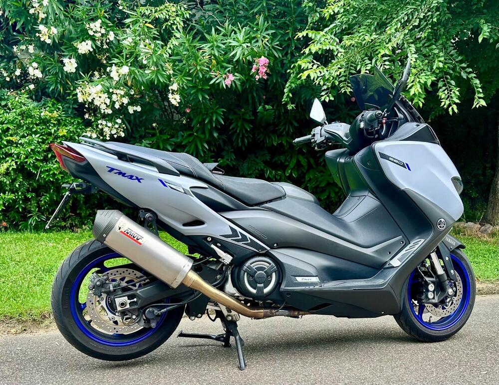 Yamaha T-Max 560 (2020 - 21)