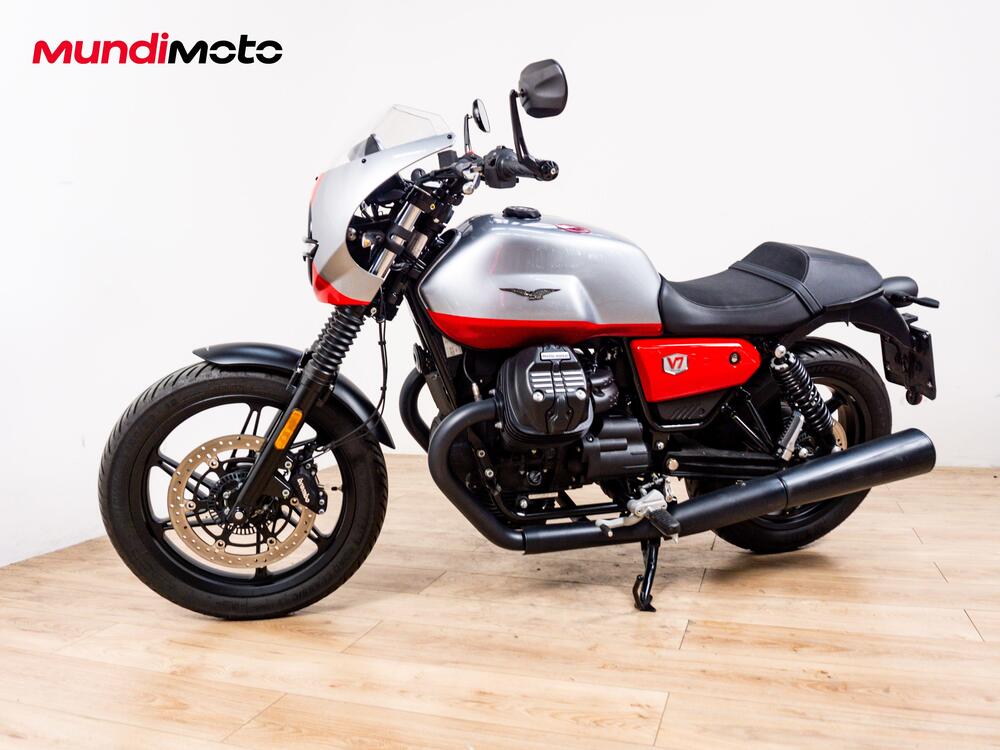 Moto Guzzi V7 Stone Corsa (2023 - 25) (8)