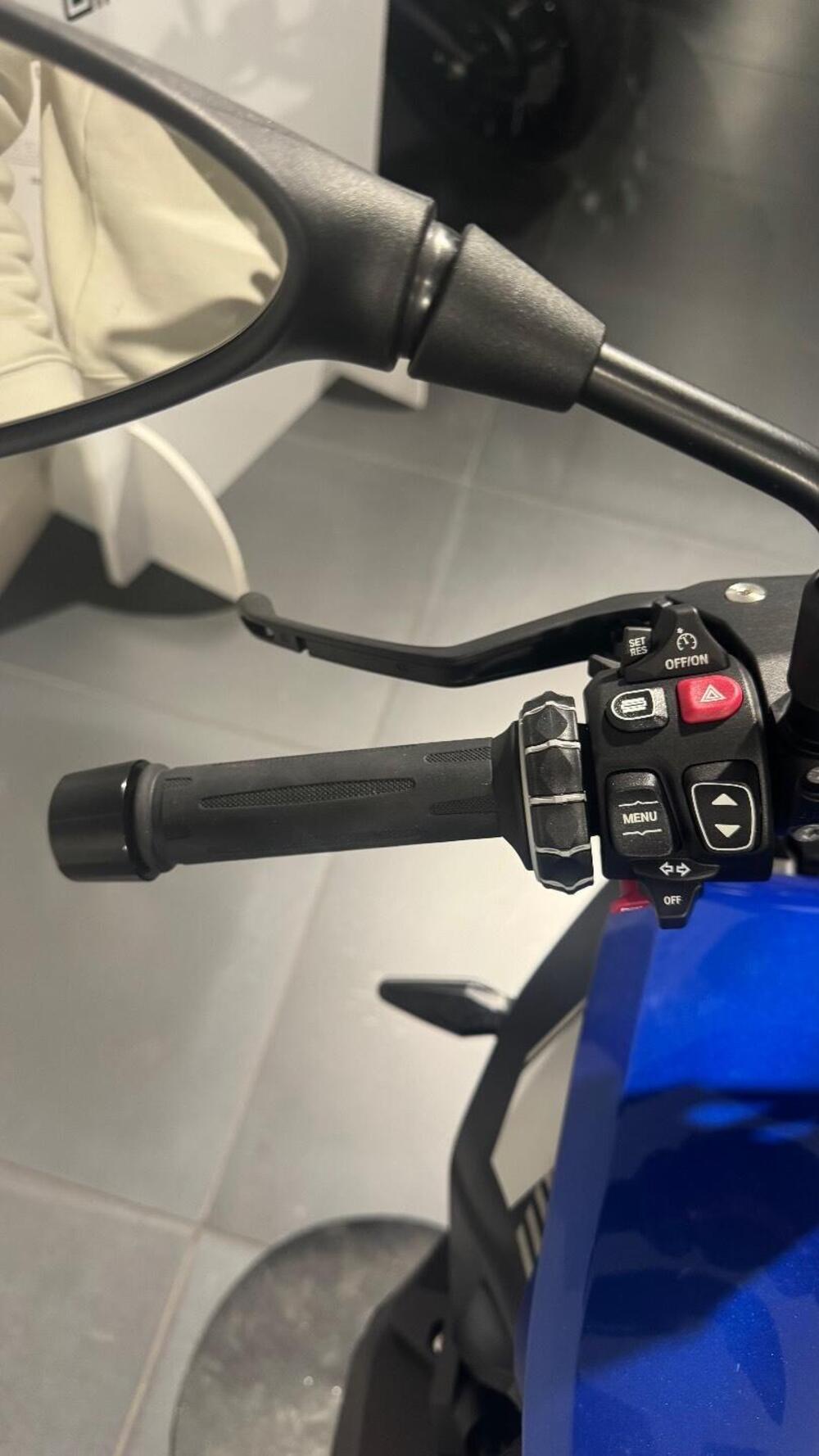 Bmw R 1300 R (2026) (6)