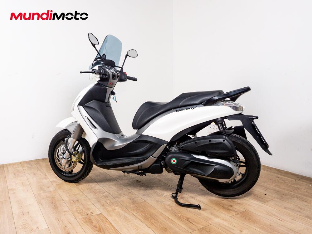 Piaggio Beverly 350 SportTouring ie ABS (2011 - 17) (7)