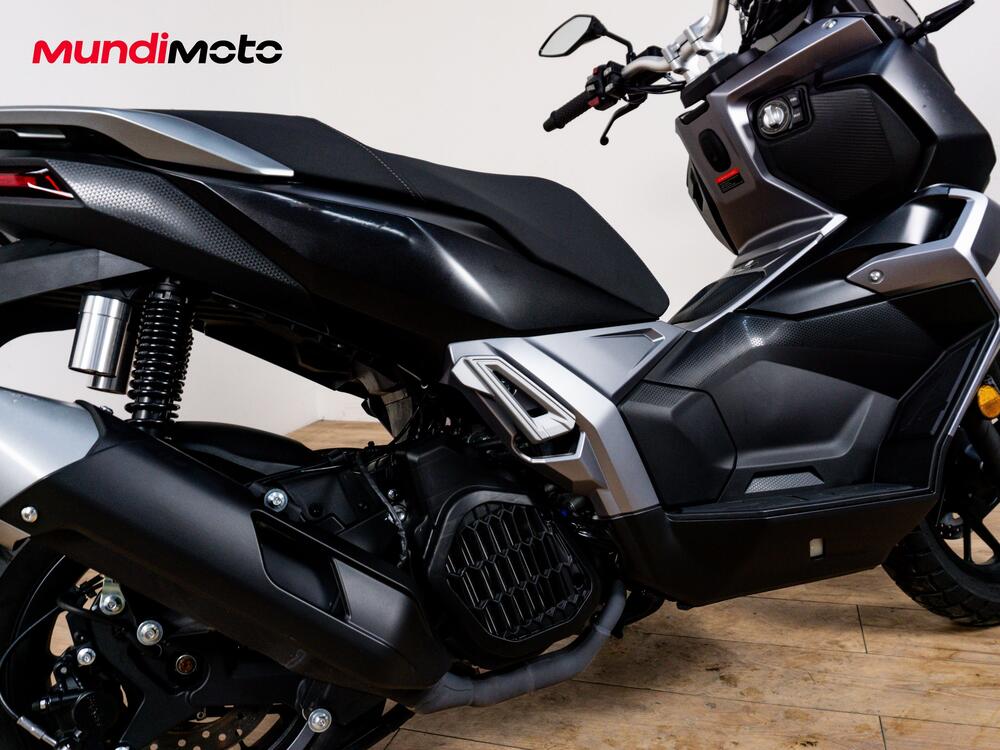 Voge Sfida SR1 ADV (2023 - 26) (4)