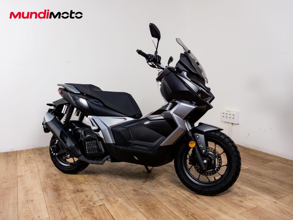 Voge Sfida SR1 ADV (2023 - 26) (2)