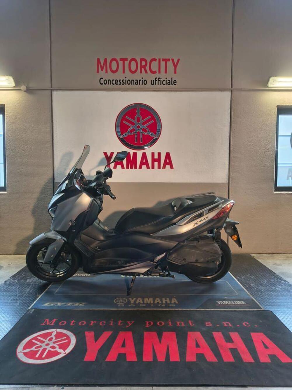 Yamaha X-Max 300 ABS (2017 - 20) (4)