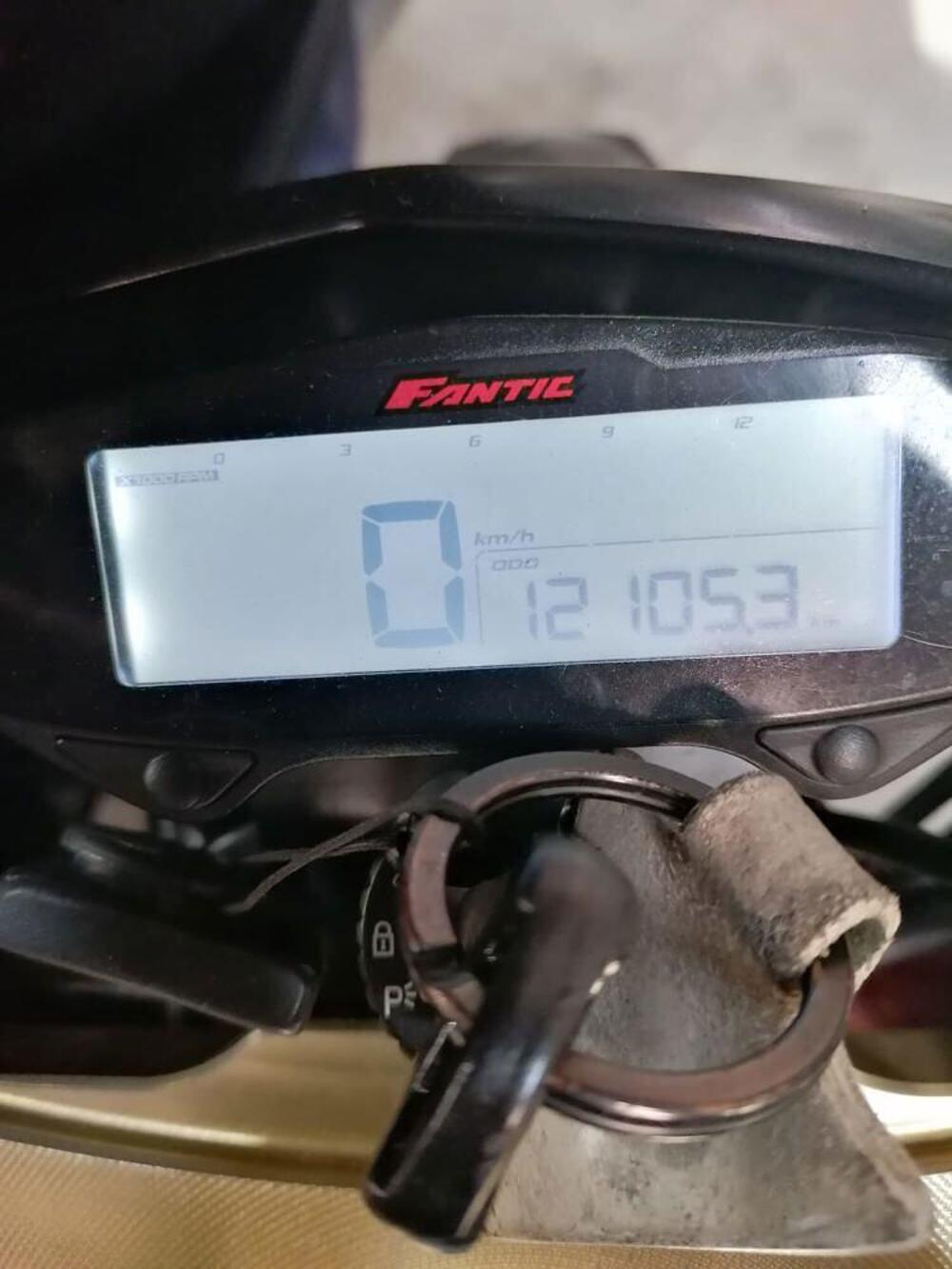 Fantic Motor XMF 125 Motard Performance 4t (2021 - 22) (5)