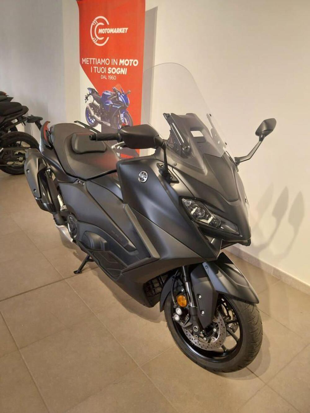 Yamaha T-Max 560 (2022 - 24) (4)
