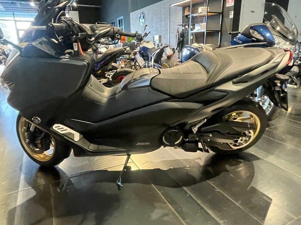 Yamaha T-Max 560 Tech Max (2021) (8)