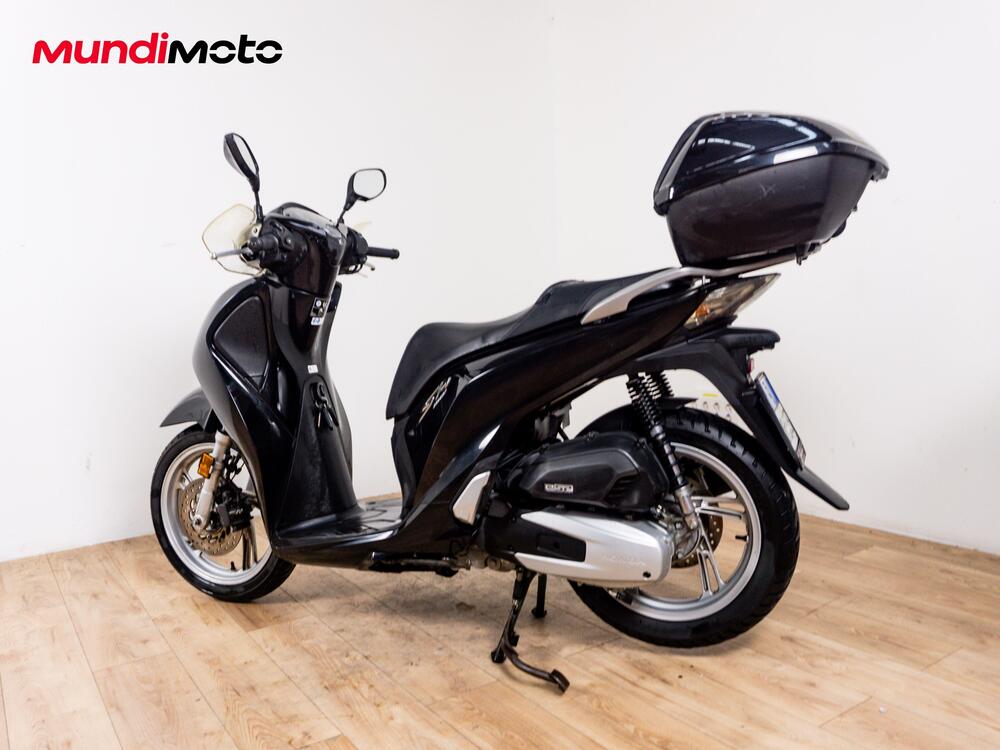 Honda SH 150 i ABS (2013 - 16) (7)