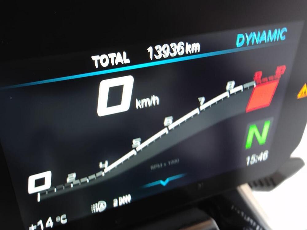 Bmw R 1250 R (2021 - 25) (4)