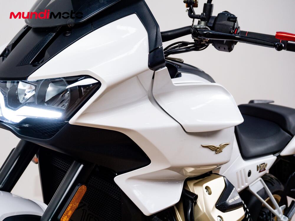 Moto Guzzi V100 Mandello (2022 - 24) (14)