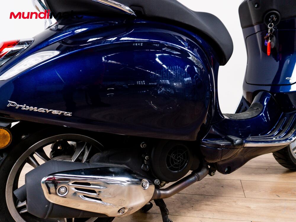 Vespa Primavera 125 Batik (2024 - 26) (4)