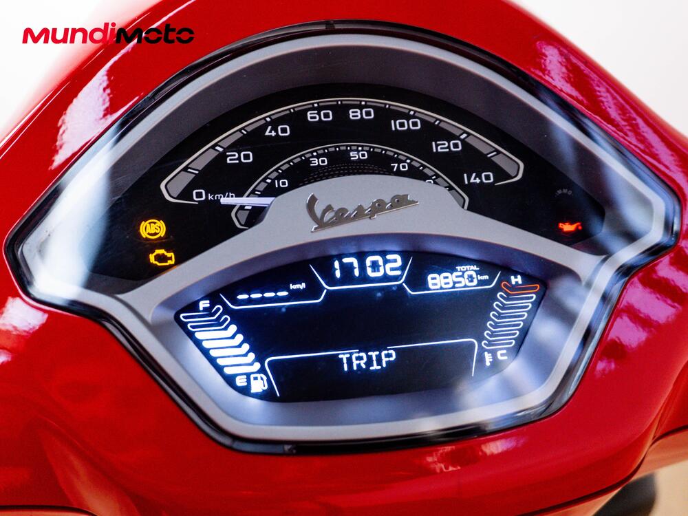 Vespa Primavera 125 RED (2025 - 26) (12)