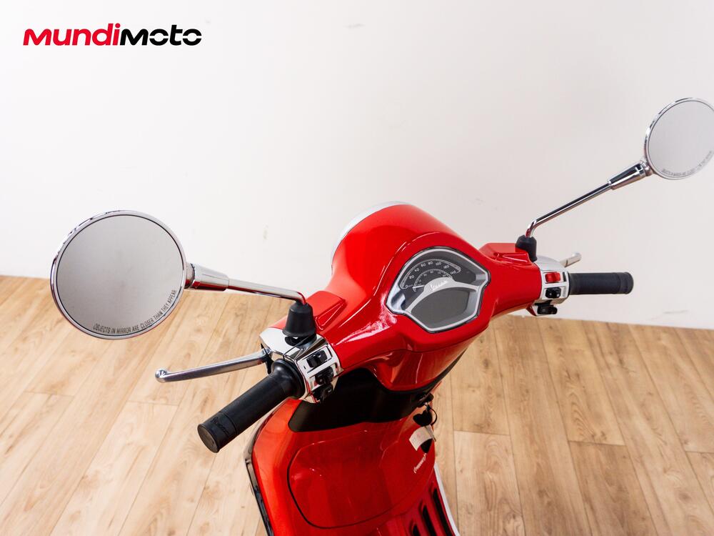 Vespa Primavera 125 RED (2025 - 26) (11)
