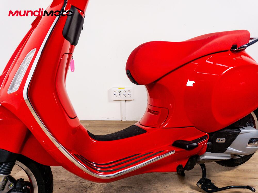 Vespa Primavera 125 RED (2025 - 26) (9)