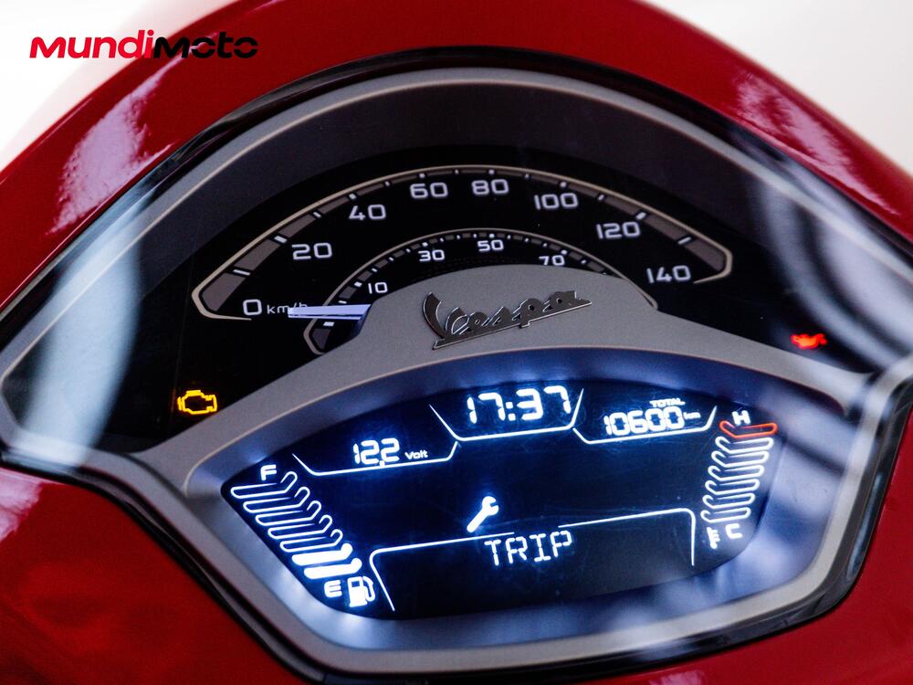 Vespa Primavera 125 RED (2025 - 26) (12)