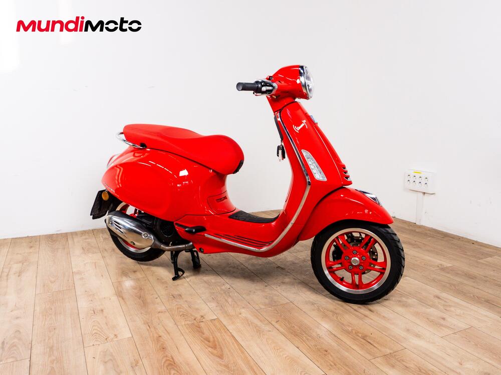 Vespa Primavera 125 RED (2025 - 26) (2)
